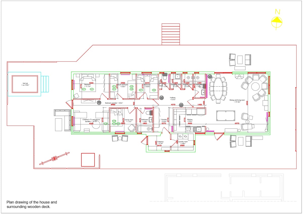 Floor plan of the main house and the wooden deck around it